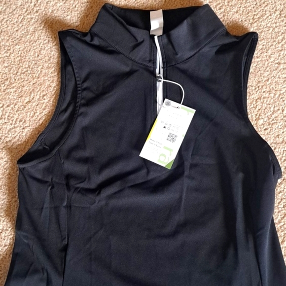 LARGE HALARA GOLF/TENNIS DRESS WITH SHORTS - Picture 5 of 8